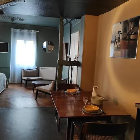 Grand De Charme Centre Apartman *