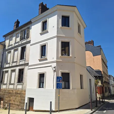 Grand De Charme Centre Апартаменты *